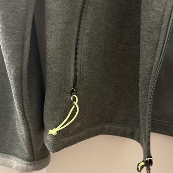 Green North Face Jacket - Picture 4 of 5